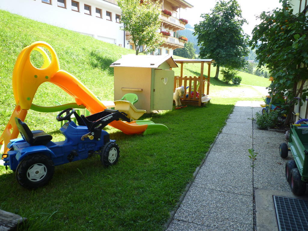 Haus Glanzern Apartamento Westendorf Exterior foto